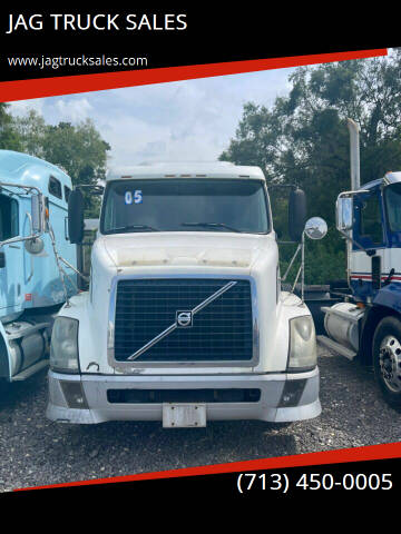 2005 Volvo VNL for sale at JAG TRUCK SALES in Houston TX