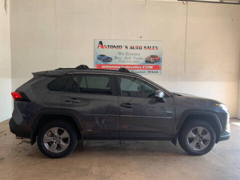 2022 Toyota RAV4 Hybrid XLE