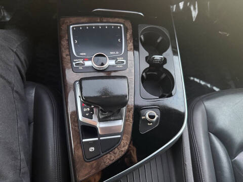 2017 Audi Q7 3.0T quattro Premium