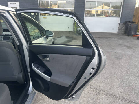 2012 Toyota Prius Three