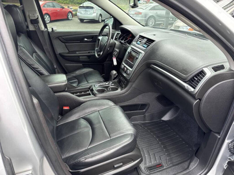 2015 GMC Acadia SLE-2
