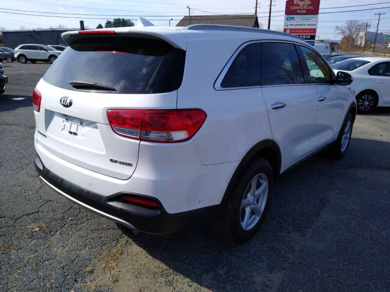 2016 Kia Sorento EX photo 5