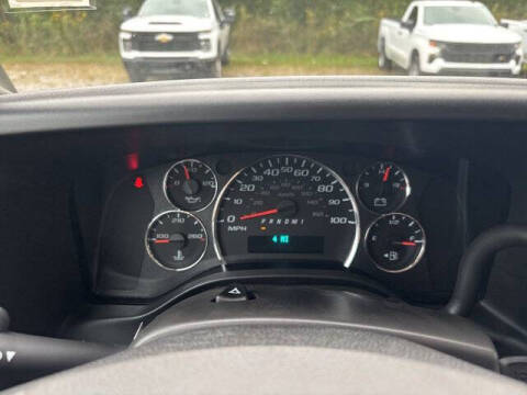 2025 Chevrolet Express 2500