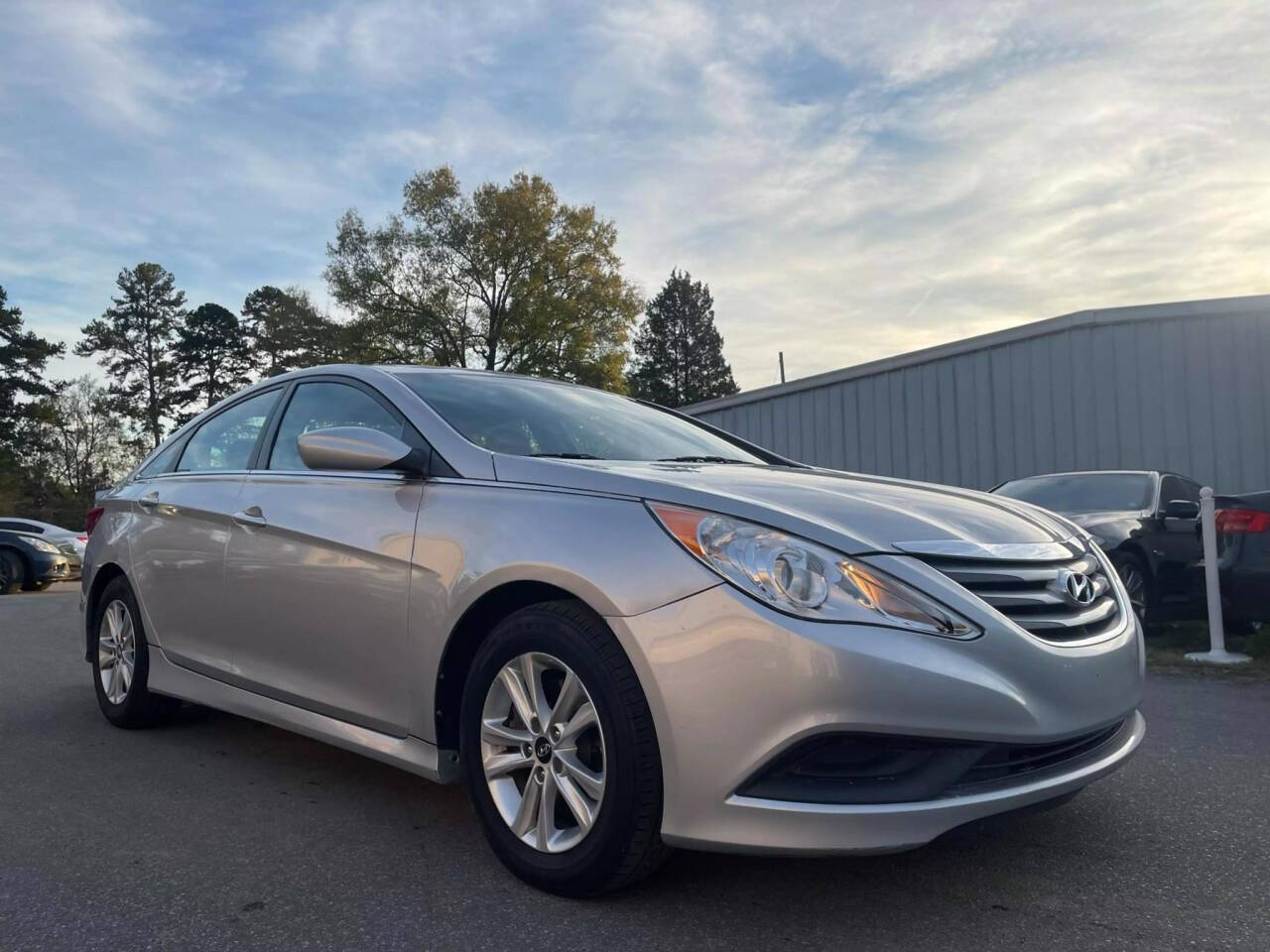 2014 Hyundai SONATA for sale at Shifting Gears Motors in Indian Trail, NC