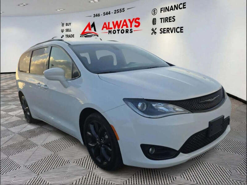 2019 Chrysler Pacifica Touring L Plus
