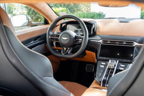 2025 Aston Martin Vantage