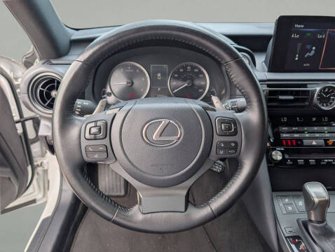 2023 Lexus IS 300