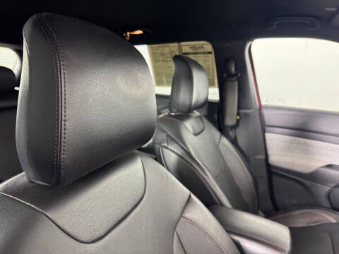 2023 Jeep Compass Latitude Lux