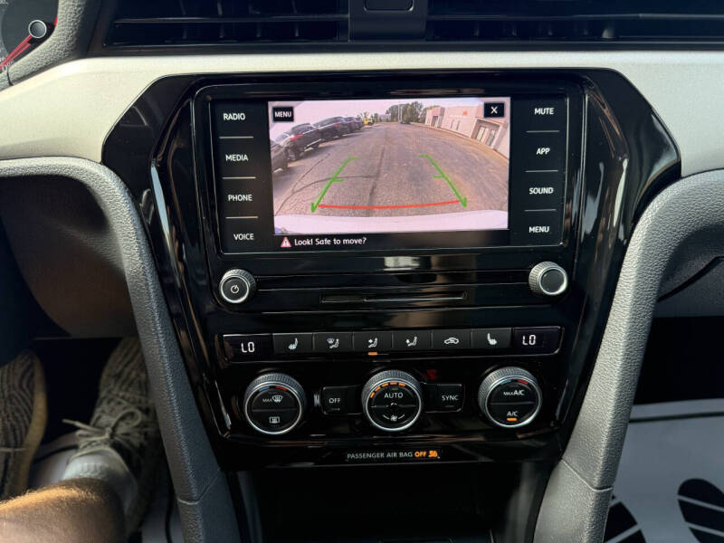 2020 Volkswagen Passat SE