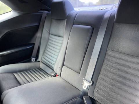 2013 Dodge Challenger SXT