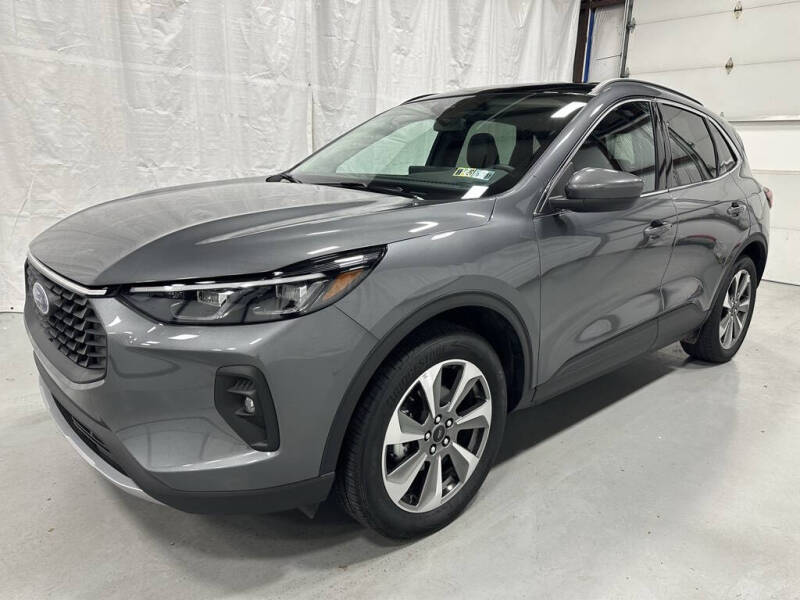 2025 Ford Escape Platinum