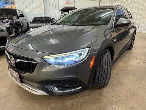 2018 Buick Regal TourX Essence