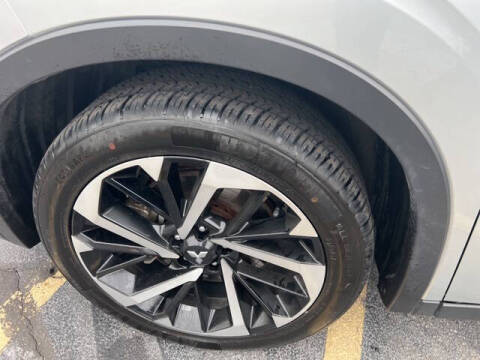 2023 Mitsubishi Outlander SE