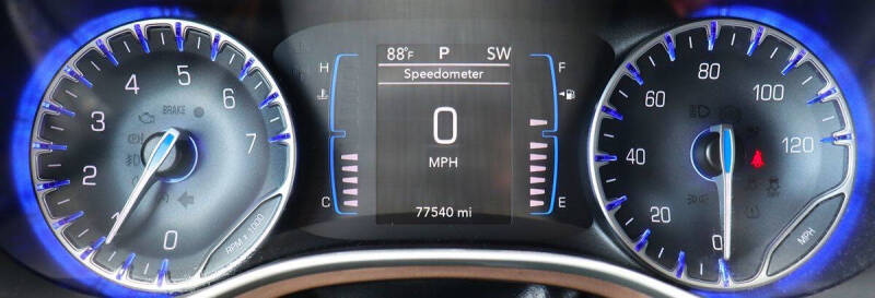 2022 Chrysler Voyager LX