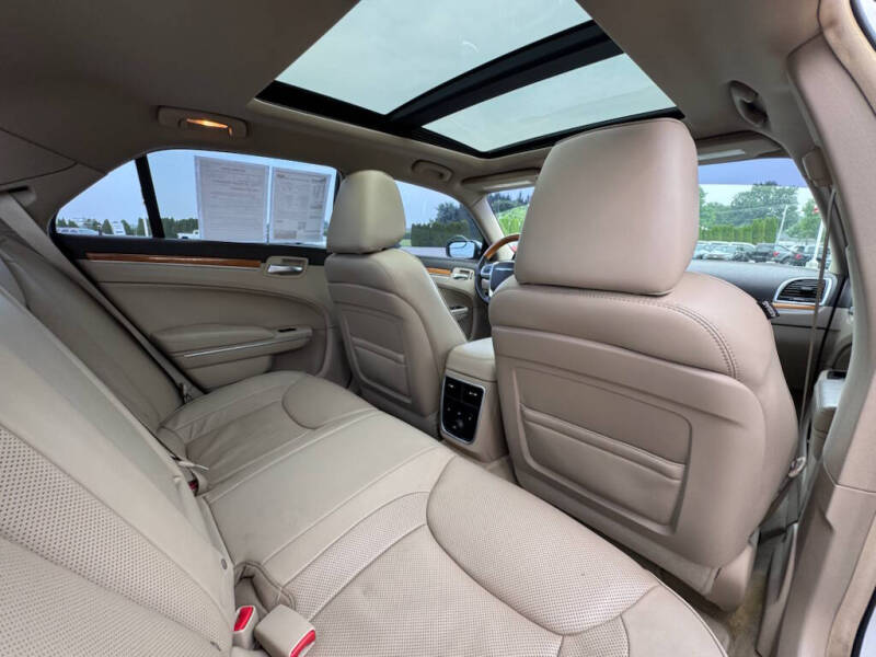 2014 Chrysler 300 C