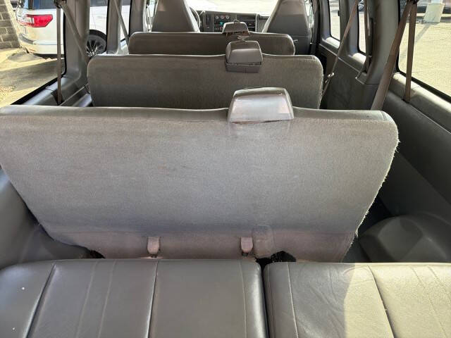 2008 GMC Savana LS 3500