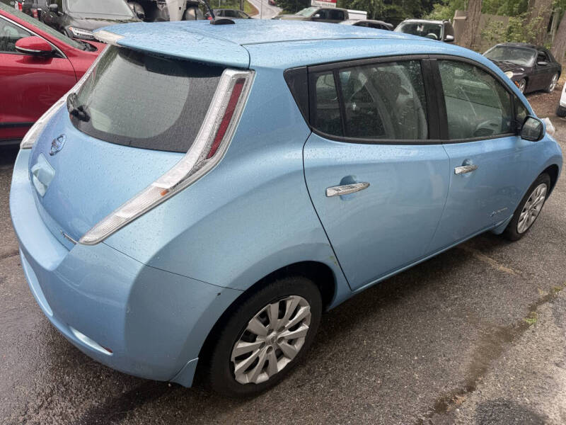 2015 Nissan LEAF S