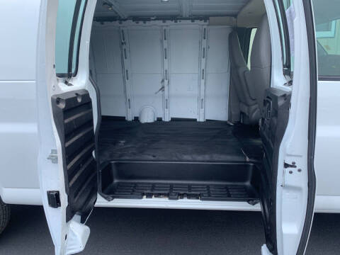 2020 Chevrolet Express 2500