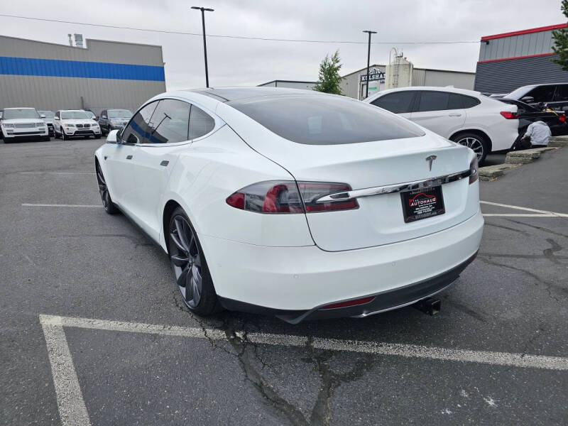 2015 Tesla Model S 70D
