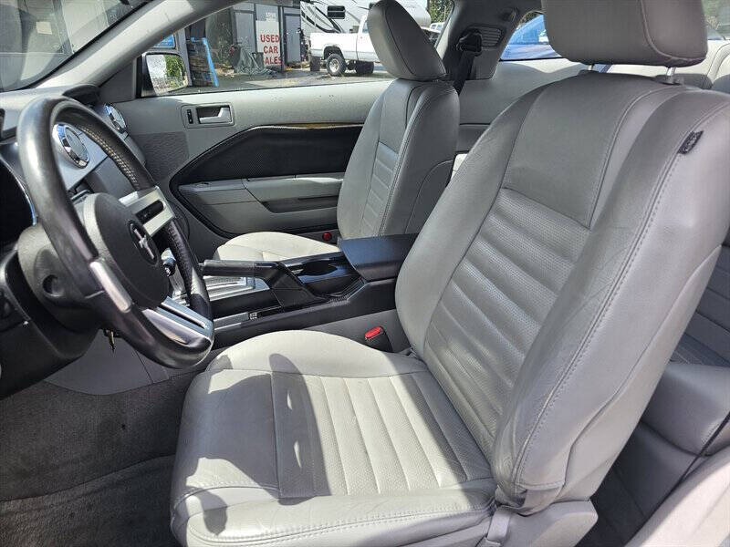 2006 Ford Mustang GT Deluxe