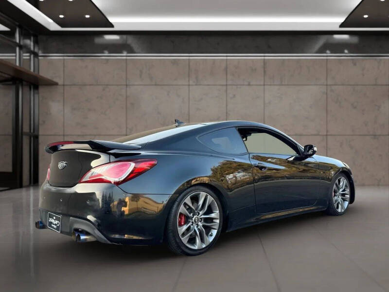 2016 Hyundai Genesis Coupe