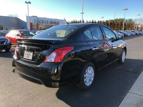 2019 Nissan Versa SV