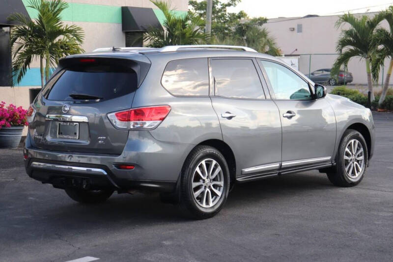 2015 Nissan Pathfinder SL