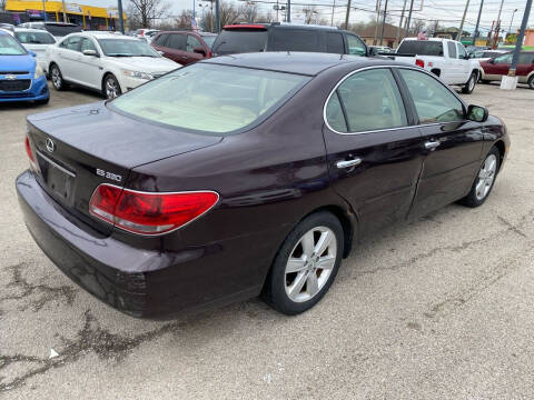 2005 Lexus ES 330 for sale at 4th Street Auto in Louisville KY