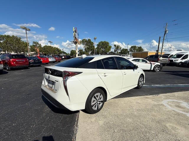 2016 Toyota Prius Four