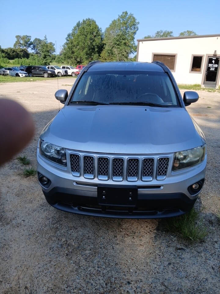 2017 Jeep Compass for sale at GERRHA AUTO SALES in Nacogdoches, TX