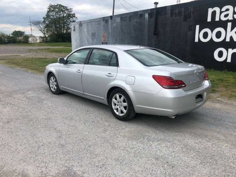 2009 Toyota Avalon XL photo 7