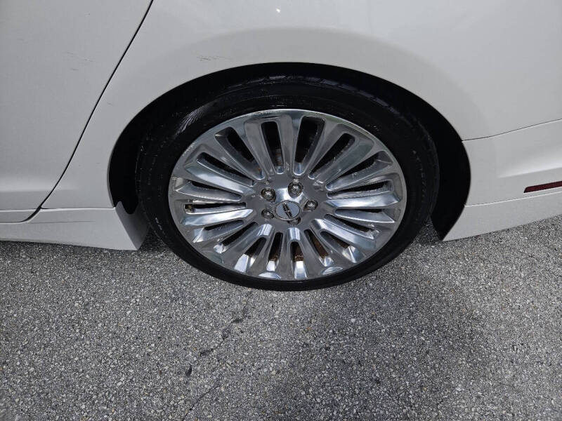 2014 Lincoln MKZ