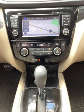 2016 Nissan Rogue