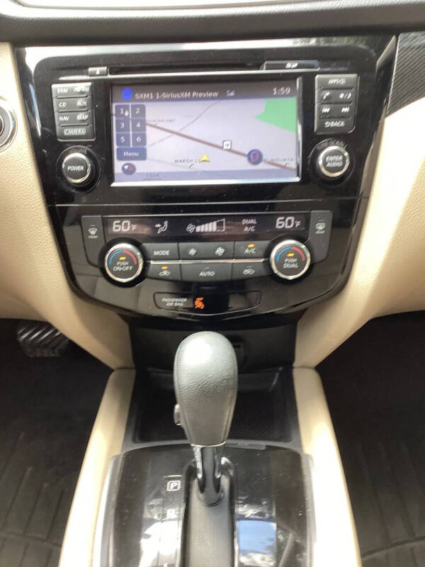 2016 Nissan Rogue