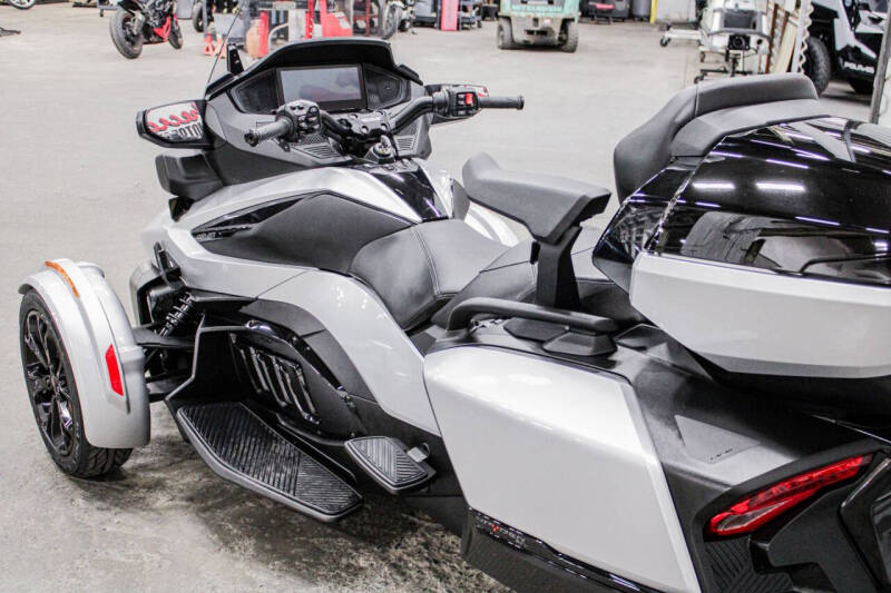2024 Can-Am Spyder RT Limited