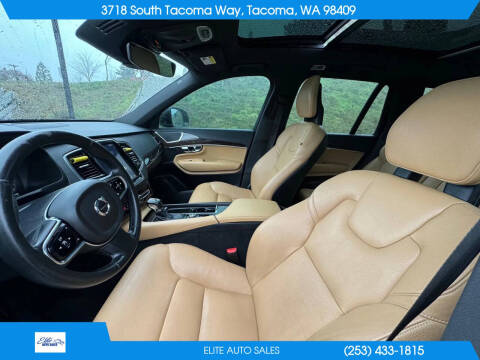 2016 Volvo XC90 T6 Momentum