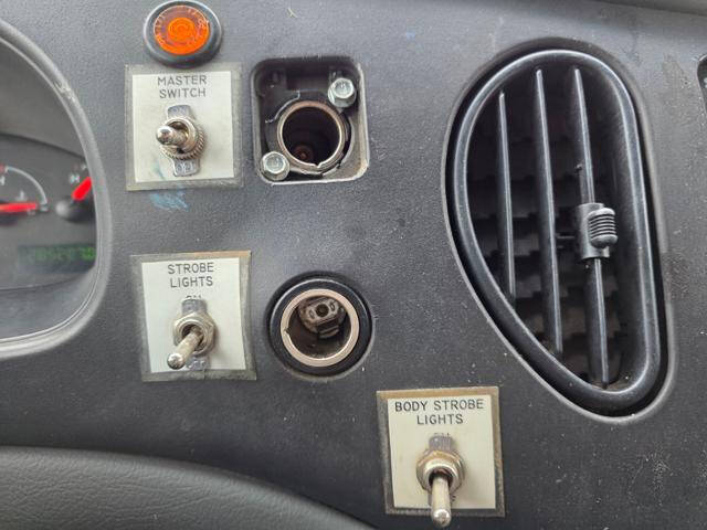 2005 Ford E-Series E-350 SD