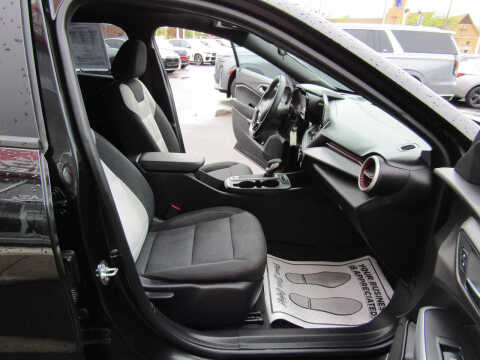 2025 Chevrolet Trax RS