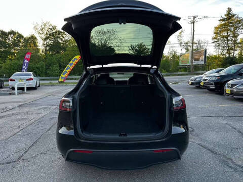 2023 Tesla Model Y Long Range