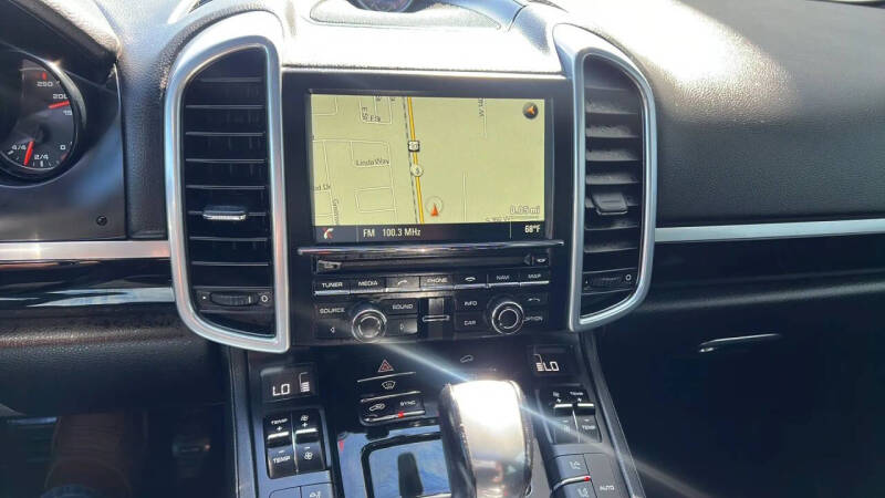 2016 Porsche Cayenne