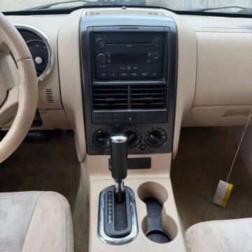 2006 Ford Explorer XLT