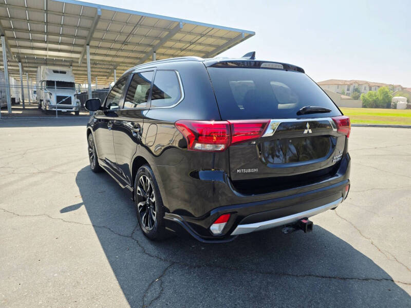 2018 Mitsubishi Outlander PHEV