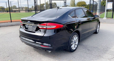 2017 Ford Fusion Hybrid SE