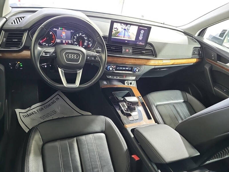 2023 Audi Q5 quattro Premium 40 TFSI