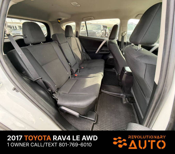 2017 Toyota RAV4 LE