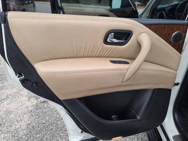 2017 Nissan Armada Platinum