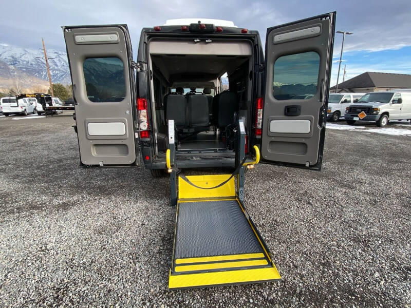 2017 ram promaster cargo van 2500 window van