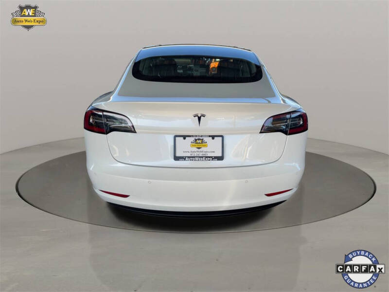 2019 Tesla Model 3 Mid Range