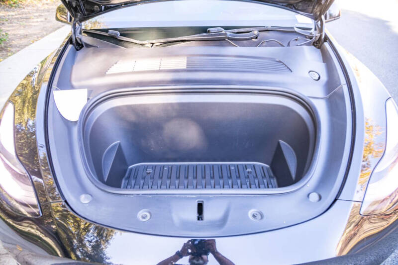 2020 Tesla Model Y Long Range