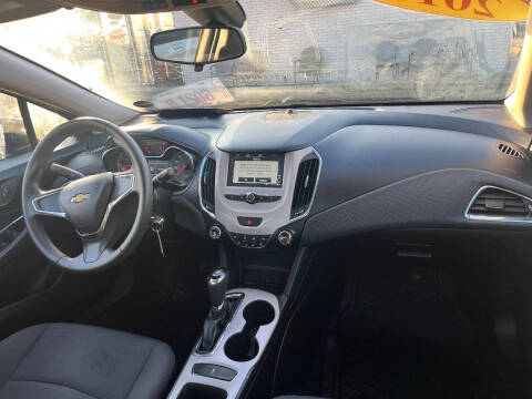 2018 Chevrolet Cruze LS Auto